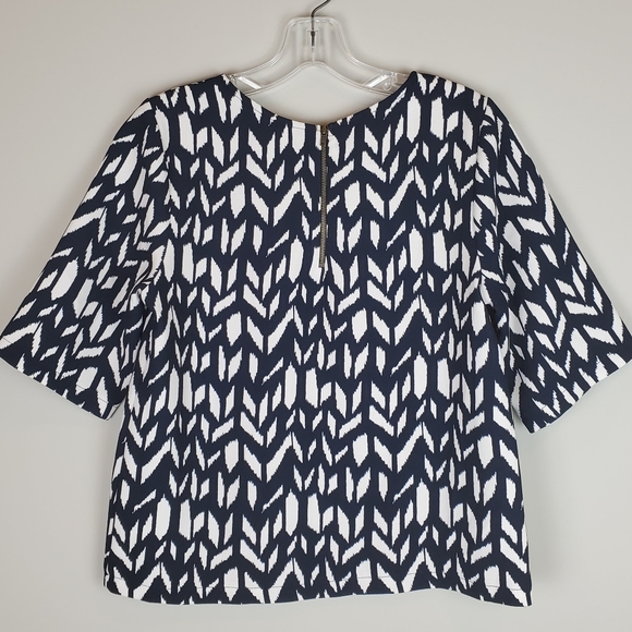 Everly Navy & White Chevron Top - Picture 2 of 4
